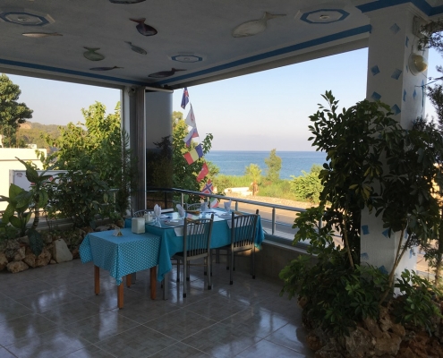 DUR AK RESTAURANT 3
