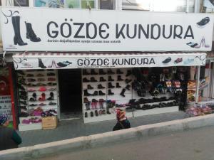 gozde kundura 1