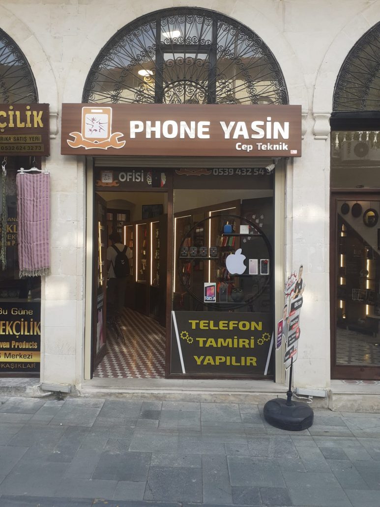 PHONE YASIN