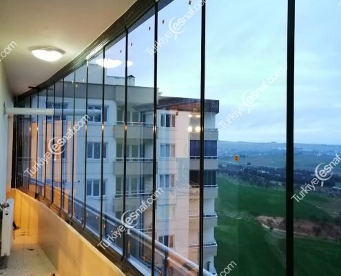 MAHMUTLAR CAM BALKON 1