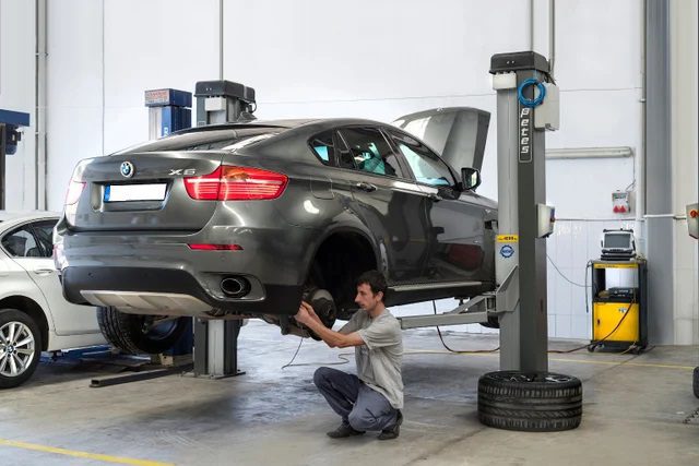KONAKLI BMW ÖZEL SERVİS HİZMETLERİ 1 BMW SERVIS
