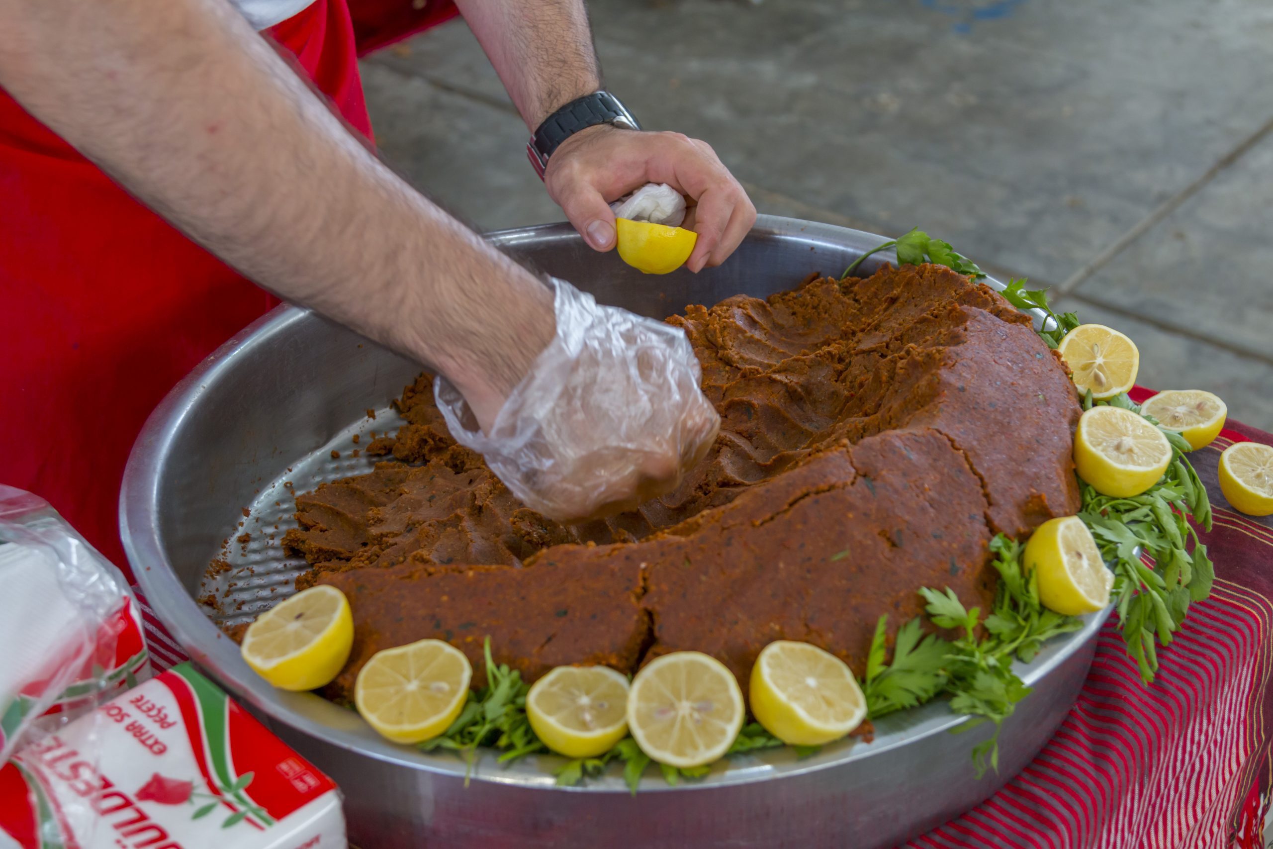 CANKAYA EL YAPIMI CIG KOFTE