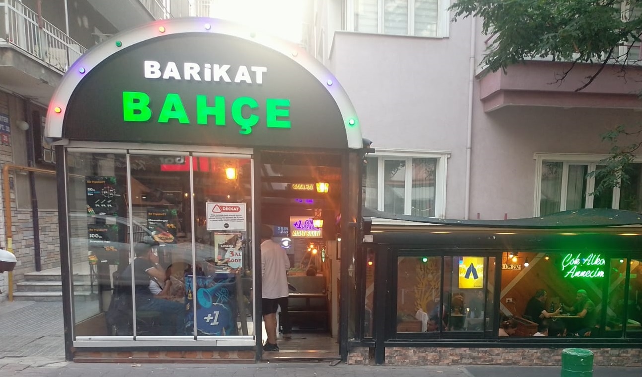 ankarabarikatbahce2